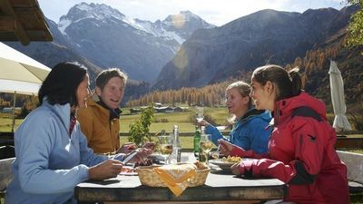 Davos Klosters Sommer Pause Hütte Wandern